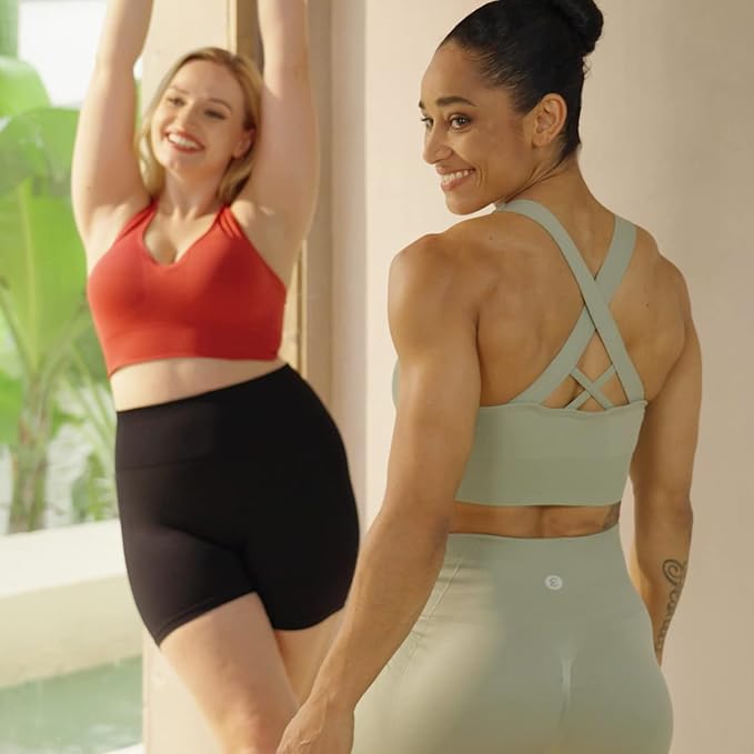 Evercute Sports Bra for Women Padded Medium Support Criss Cross Strappy Bras Seamless High Impact Yoga Exercise Athletic Bras