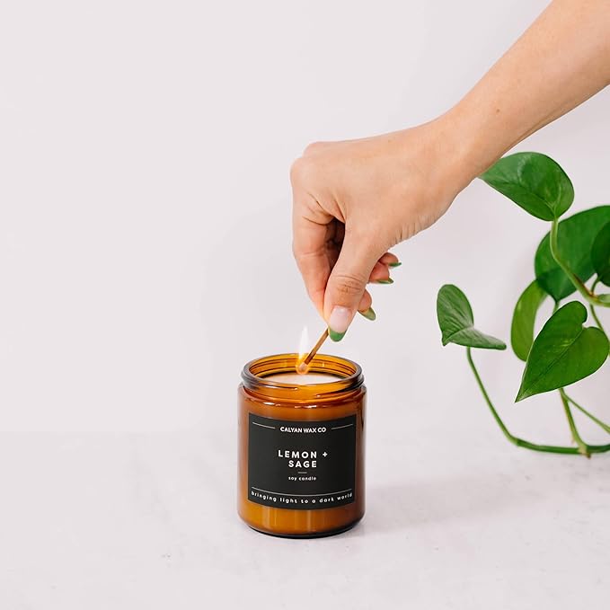 Calyan Wax Co. Soy Wax Candle, Apples + Maple Bourbon Scented Candle, 57 Hour Burn Time, Aromatherapy Soy Candles, Non Toxic & Vegan Soy Wax, Amber Glass Jar Scented Candles, 7.2oz