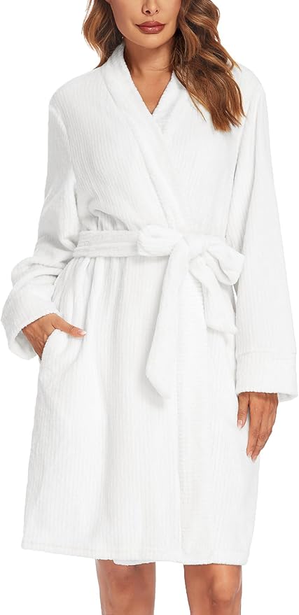 Ekouaer Women's Robes Short Plush Bathrobe Knee Length Warm Soft Jacquard Robe Winter House Coat with Pockets S-XXL