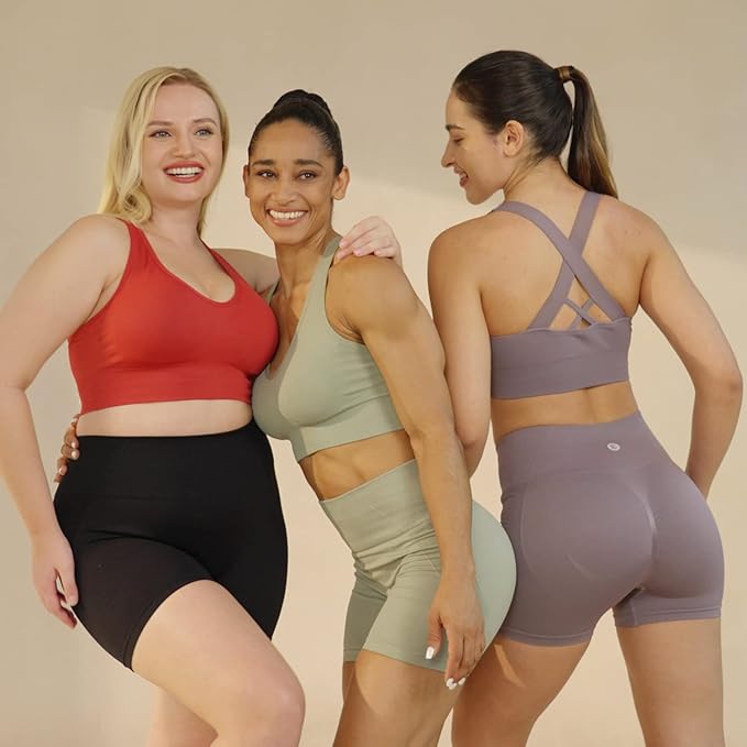 Evercute Sports Bra for Women Padded Medium Support Criss Cross Strappy Bras Seamless High Impact Yoga Exercise Athletic Bras