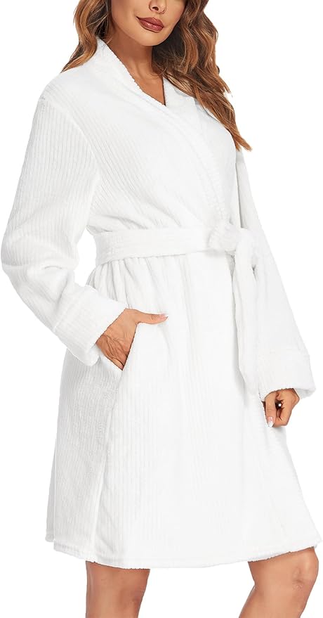 Ekouaer Women's Robes Short Plush Bathrobe Knee Length Warm Soft Jacquard Robe Winter House Coat with Pockets S-XXL