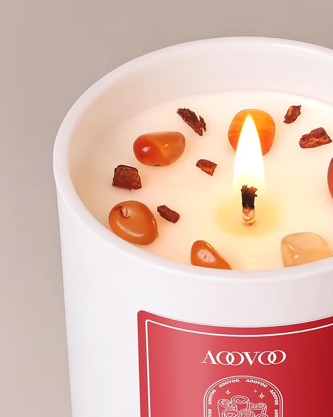AOOVOO Cinnamon Scented Candles for Women - Aromatherapy Candle with Crystals Inside, 10oz Soy Candles for Home Scented, Birthday Gifts Candle for Women Mom