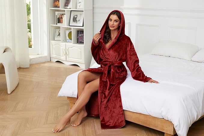 HEARTNICE Womens Long Hooded Robe, Soft Warm Fleece Bathrobes Full Length Plush House Coat