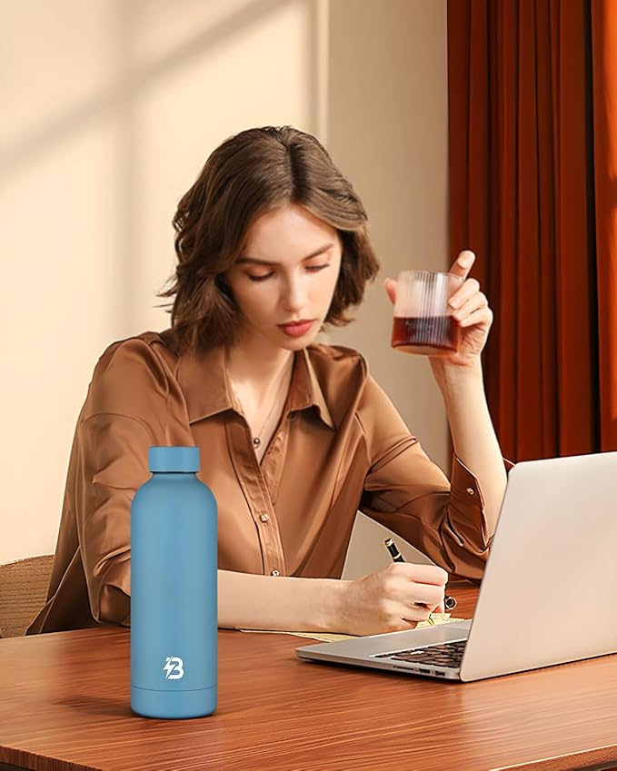 Insulated Water Bottle with Lid, 17 oz Reusable Leak-Proof Metal Stainless Steel Water Bottles for Travel, Sports, Gym, Outdoor (Sky Blue)