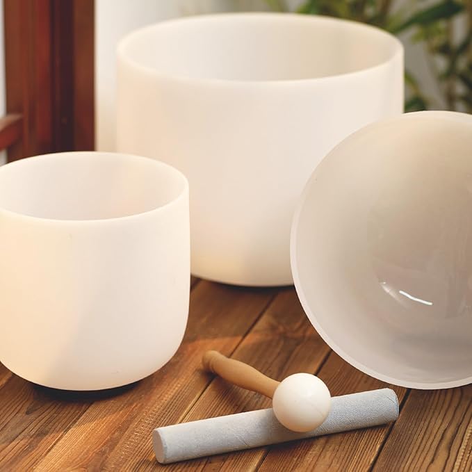 Hye-eun 3 Pcs 8"A 10"E 12"D Frosted Quartz Crystal Singing Bowls Set 432hz with Carry Bag Mallets & Rubber for Sound Healing Bath Keep Balance Therapy Meditation Yoga