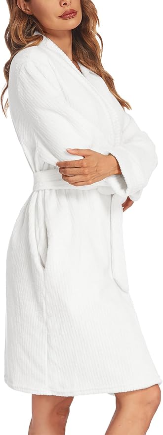 Ekouaer Women's Robes Short Plush Bathrobe Knee Length Warm Soft Jacquard Robe Winter House Coat with Pockets S-XXL
