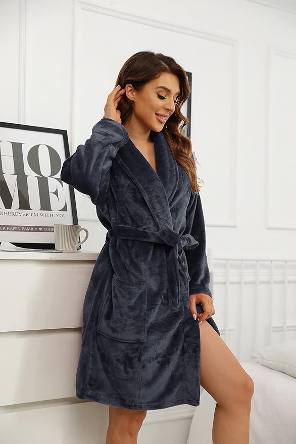 U2SKIIN Women Fleece Robe, Short Cozy Plush Robes for Womens Soft Shawl Collar Warm Spa Bathrobe