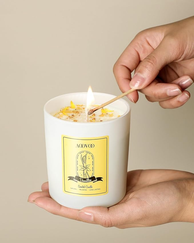 AOOVOO Vanilla Scented Candles for Women - Aromatherapy Candle with Crystals Inside, 10oz Soy Candles for Home Scented, Gifts for Women Mom