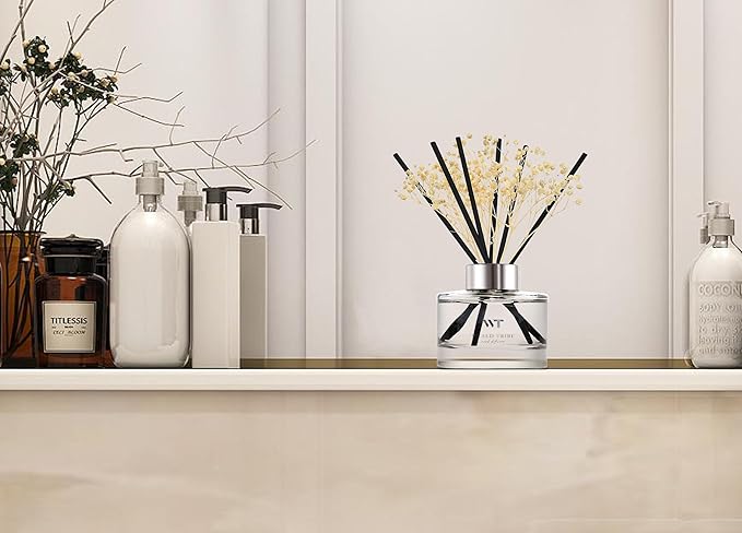 Flower Reed Diffuser Set Gardenia Scent for Bathroom Accessories Shelf Decor & Air Fresheners, Sticks Defusers with 5.1 fl oz Essential Oils & Leaves, House Bedroom Office Decor & Gifts