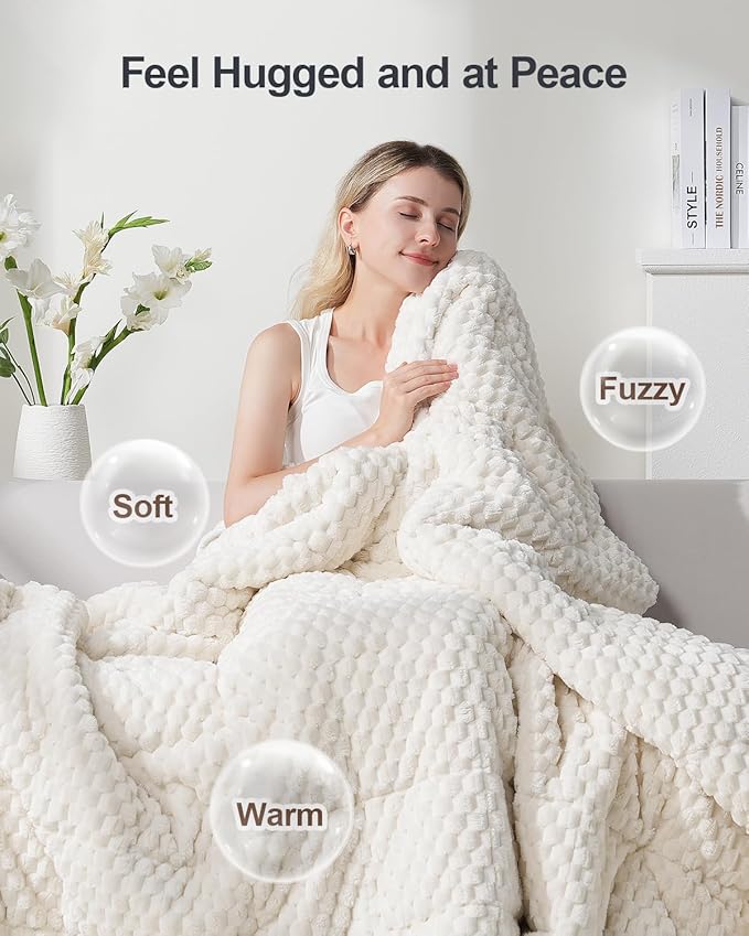 Super Soft Luxury Fleece Sherpa Weighted Blanket 15 lbs for Adults, Turtle Shell Fuzzy Cozy Warm Weighted Throw for Winter, Ceramic Beads Washable Heavy Blankets for Couch Bed, Cream White, 60"x80"