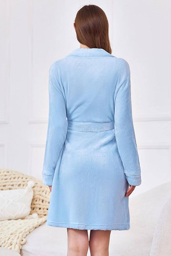 Ekouaer Women's Robes Short Plush Bathrobe Knee Length Warm Soft Jacquard Robe Winter House Coat with Pockets S-XXL