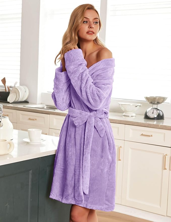 Ekouaer Women's Robes Short Plush Bathrobe Knee Length Warm Soft Jacquard Robe Winter House Coat with Pockets S-XXL