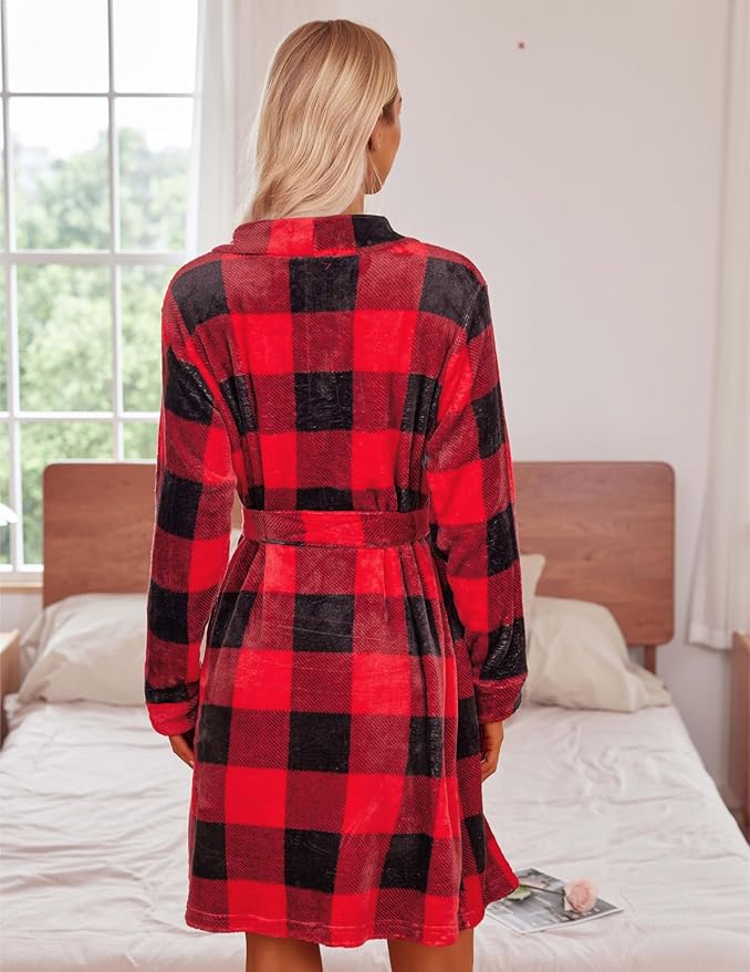 Ekouaer Women's Robes Short Plush Bathrobe Knee Length Warm Soft Jacquard Robe Winter House Coat with Pockets S-XXL