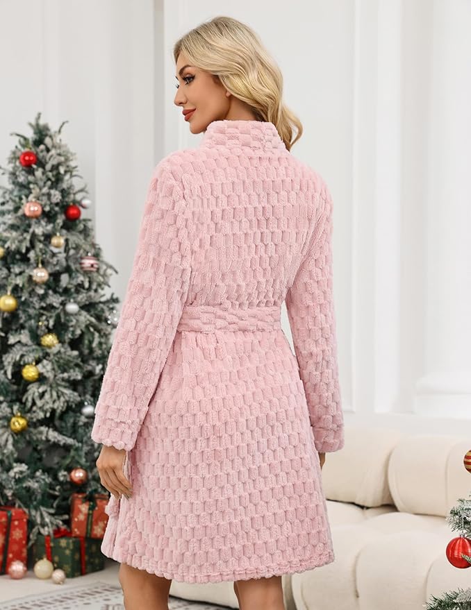 Ekouaer Women's Robes Short Plush Bathrobe Knee Length Warm Soft Jacquard Robe Winter House Coat with Pockets S-XXL