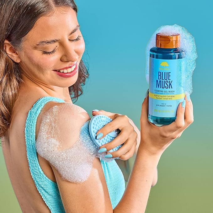 Tree Hut Tropic Blue Musk Wash, Gently Cleanses and Leaves Skin Looking Fresh and Radiant, Body Wash, 18 fl oz