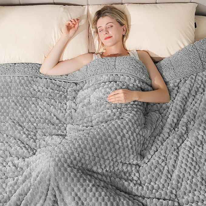 Super Soft Luxury Fleece Sherpa Weighted Blanket for Teens, 5lbs Small Weighted Lap Blanket for Adults, Turtle Shell Cozy Warm Throw for Winter, Compact Heavy Blanket for Sleep & Travel, Grey, 36"x48"