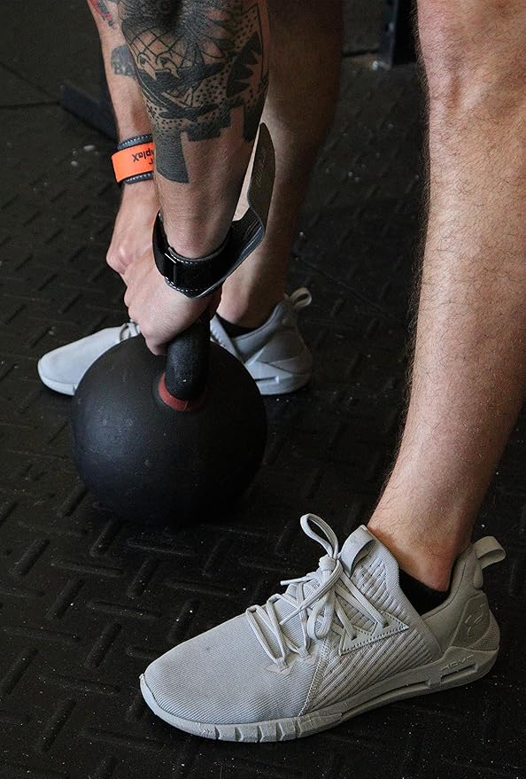 Bear KompleX No Hole Carbon Hand Grips - Non-Slip Fingerless Gymnastics Grips for Weight Lifting, Pull-ups & Cross Training | Lightweight, Padded Wrists & Foldable Grip.