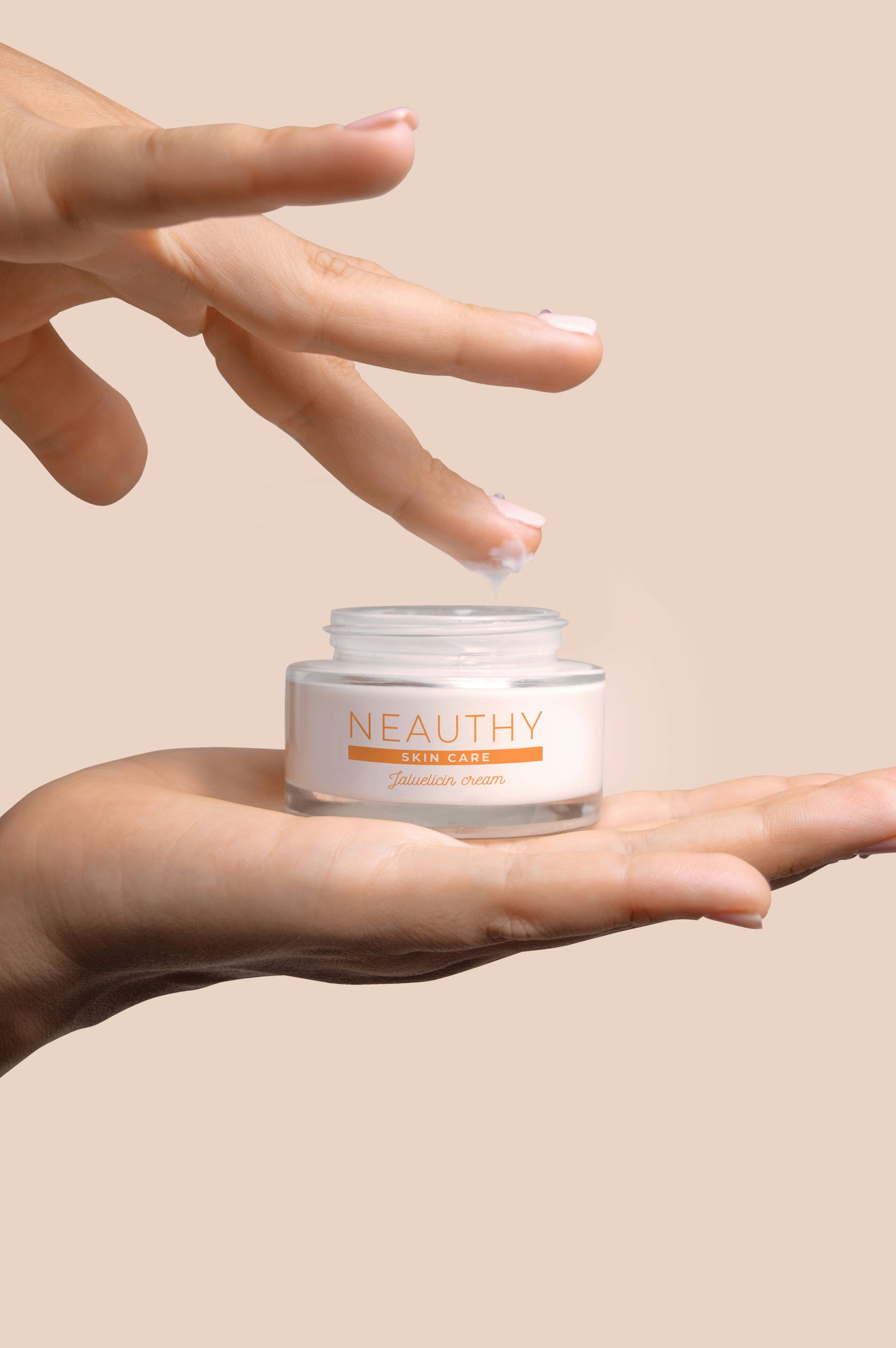 Vegan skincare products for hydration, soothing, and clean beauty – Gloowra