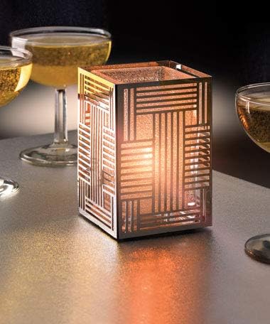 D'light Online HD15 Liquid Votive Candles Fuel Cells - 15 Hour Burn Time Liquid Wax Disposable Clear Plastic Fuel Cells for Wedding Hotel, Restaurant Tables and Emergency Candles - Set of 96