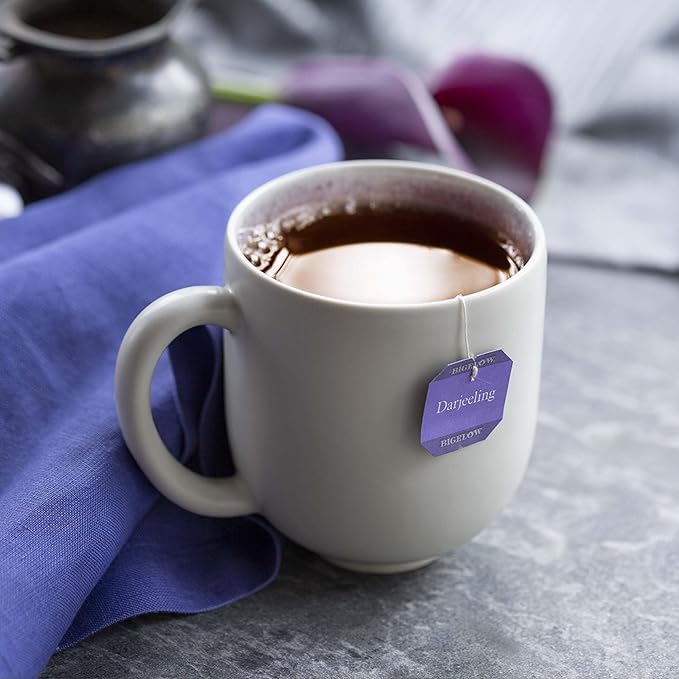 Bigelow Tea Darjeeling Black Tea, Caffeinated Tea, 20 Count Box (Pack of 6), 120 Total Tea Bags