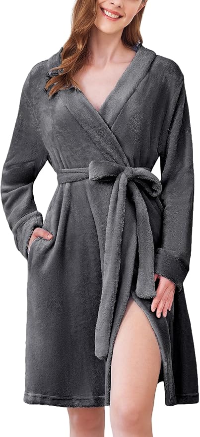 Ekouaer Women's Robes Short Plush Bathrobe Knee Length Warm Soft Jacquard Robe Winter House Coat with Pockets S-XXL