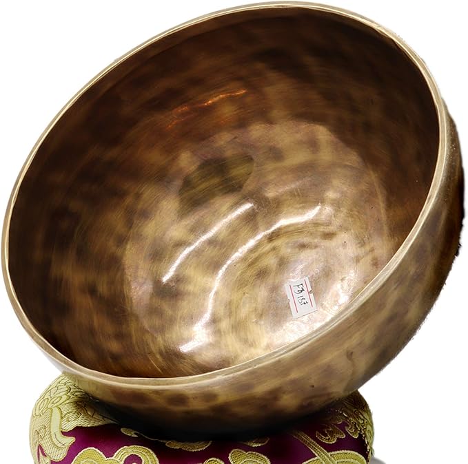 KHUSI Tibetan Singing Bowl 8 Inch Large Hand Hammered Chakra Bowl 7 Metal Meditation Bowl for Cleansing, Chakra Balancing, Mindfulness, Yoga, Decor, Gift Set