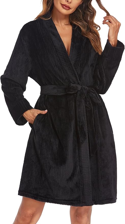 Ekouaer Women's Robes Short Plush Bathrobe Knee Length Warm Soft Jacquard Robe Winter House Coat with Pockets S-XXL