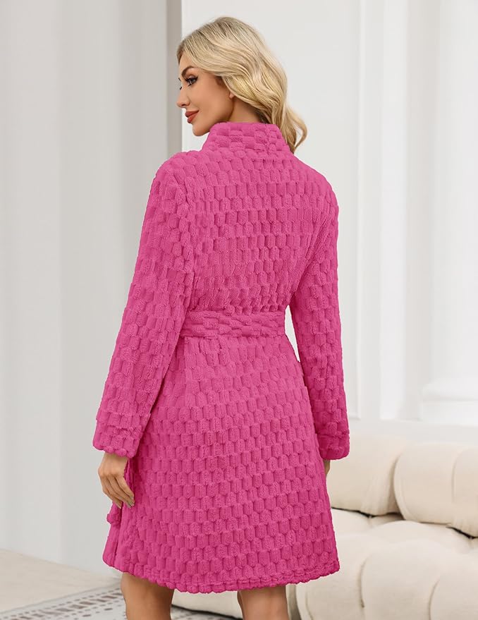 Ekouaer Women's Robes Short Plush Bathrobe Knee Length Warm Soft Jacquard Robe Winter House Coat with Pockets S-XXL