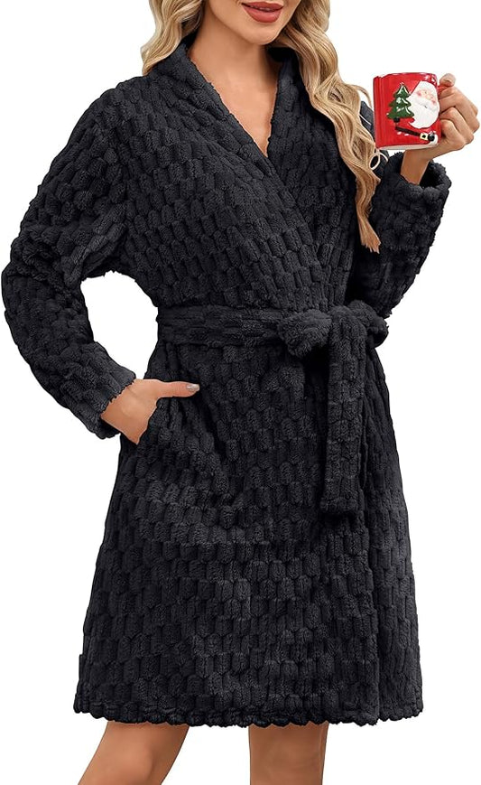Ekouaer Women's Robes Short Plush Bathrobe Knee Length Warm Soft Jacquard Robe Winter House Coat with Pockets S-XXL