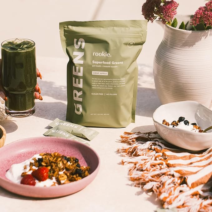 Rookie Wellness Greens + Superfoods - Greens Superfoods Powder Drink Made with Whole Food Sourced Ingredients Contains Vitamins, Probiotics, Antioxidants, and Baobab Fiber (30 Servings, Crisp Apple)