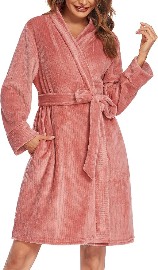 Ekouaer Women's Robes Short Plush Bathrobe Knee Length Warm Soft Jacquard Robe Winter House Coat with Pockets S-XXL
