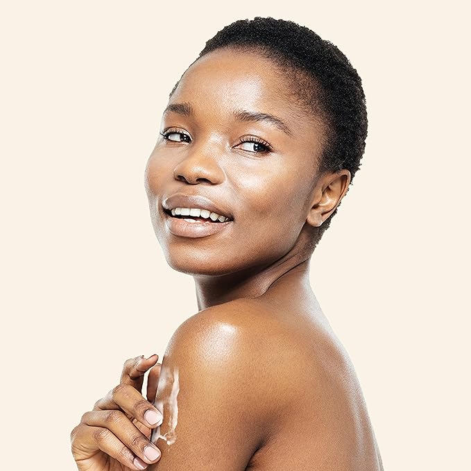 Aveeno Daily Moisturizing Body Lotion, Gentle Lotion Nourishes Dry Skin with Moisture, Sooth-ing Prebiotic Oat, Fragrance-Free, Non-Comedogenic, Travel-Size, 2.5 fl. oz, 3 Pack