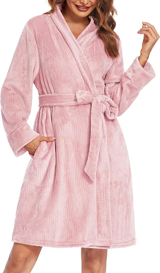 Ekouaer Women's Robes Short Plush Bathrobe Knee Length Warm Soft Jacquard Robe Winter House Coat with Pockets S-XXL