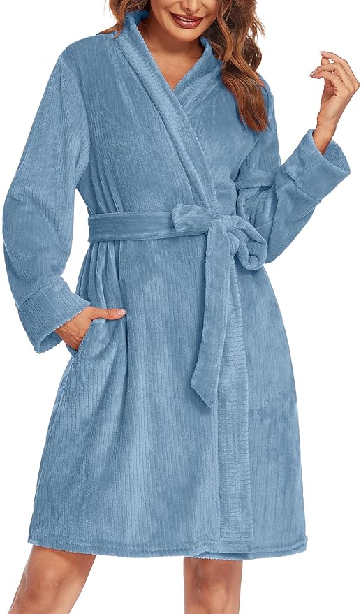 Ekouaer Women's Robes Short Plush Bathrobe Knee Length Warm Soft Jacquard Robe Winter House Coat with Pockets S-XXL