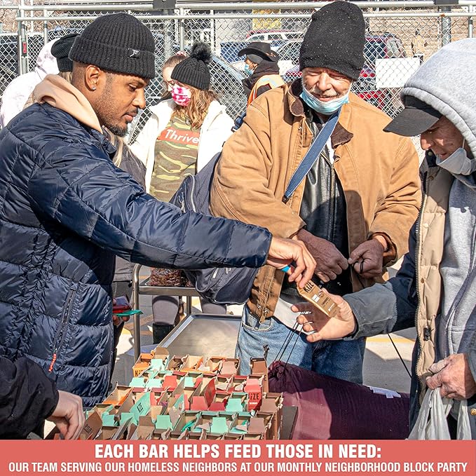 KiZE Energy Bars - Oatmeal Chocolate Chip - 30-Count - Gluten Free, Dairy Free, Non-GMO, and High Protein Meal Replacement Energy Bars, Clean and Simple Food Ingredients - 7g High Protein Snacks (30 Count)